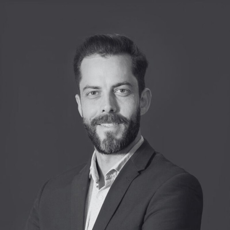 Darren Burns, Bcomm (Hons) CFA